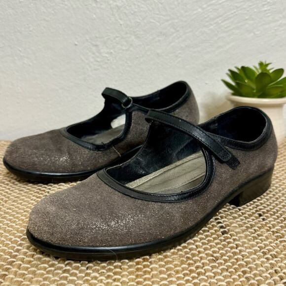 NAOT 36 US 5.5 Maryjane Pumps
Shoes - Picture 2 of 10